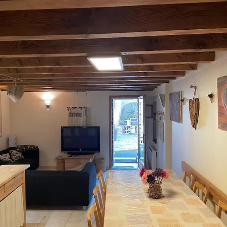 Gites Ardoise Et Girolle Formigueres Exterior photo