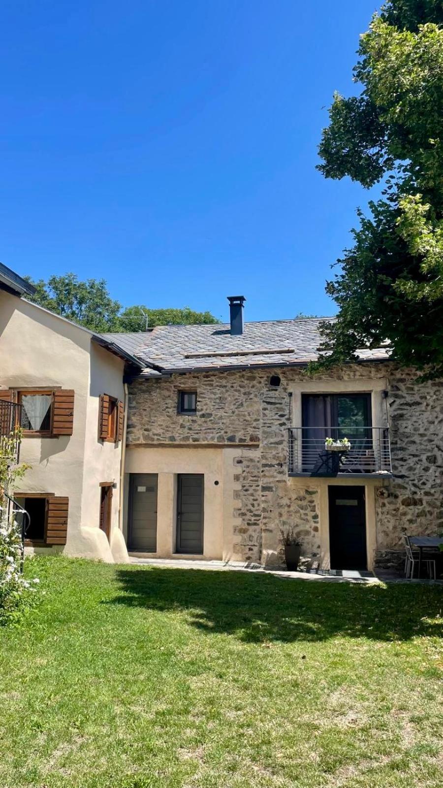 Holiday home Ardoise Et Girolle