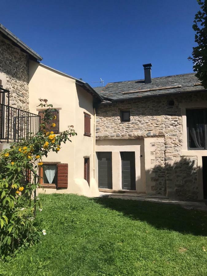 Holiday home Ardoise Et Girolle Formigueres